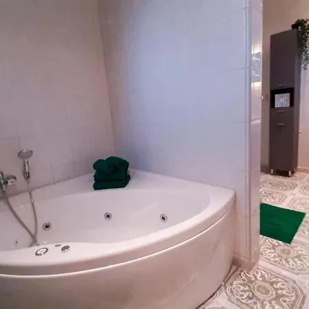 Apartment Pasewalk, 110 Qm Mit Geschirrspueler *